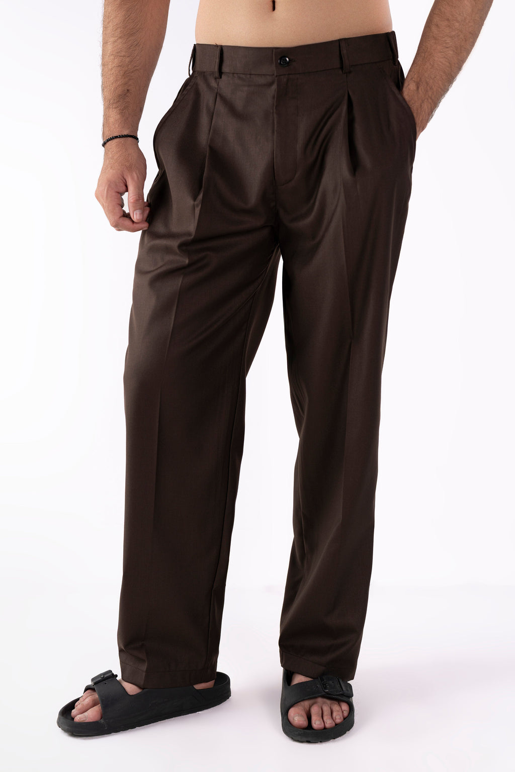 Classic Cafe Noir Pleated Pants
