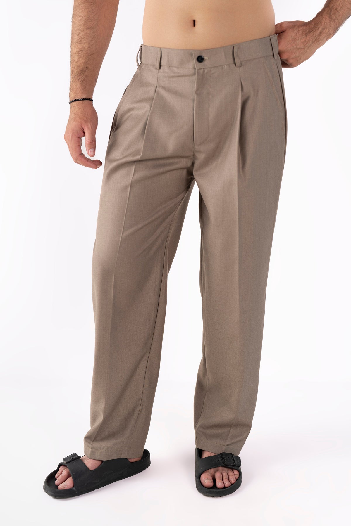 Classic Caramello Pleated Pants