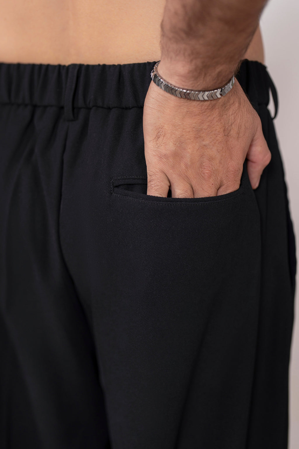 MoveEasy Baggy Pleated Pants