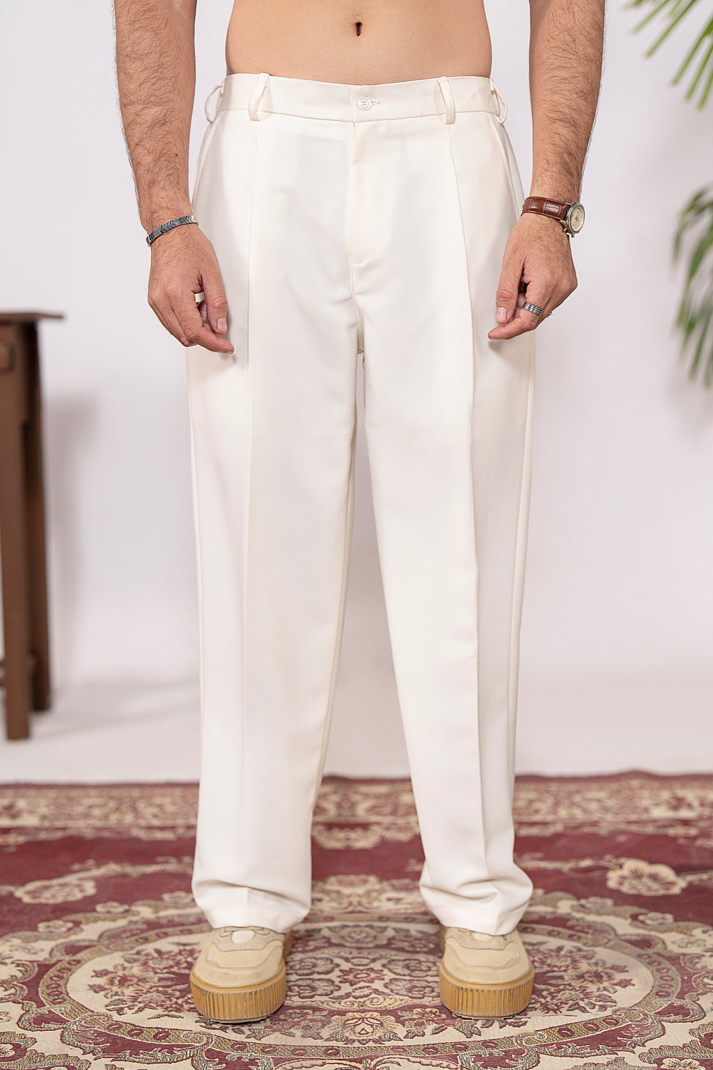 Crema Weave Pleated Pants