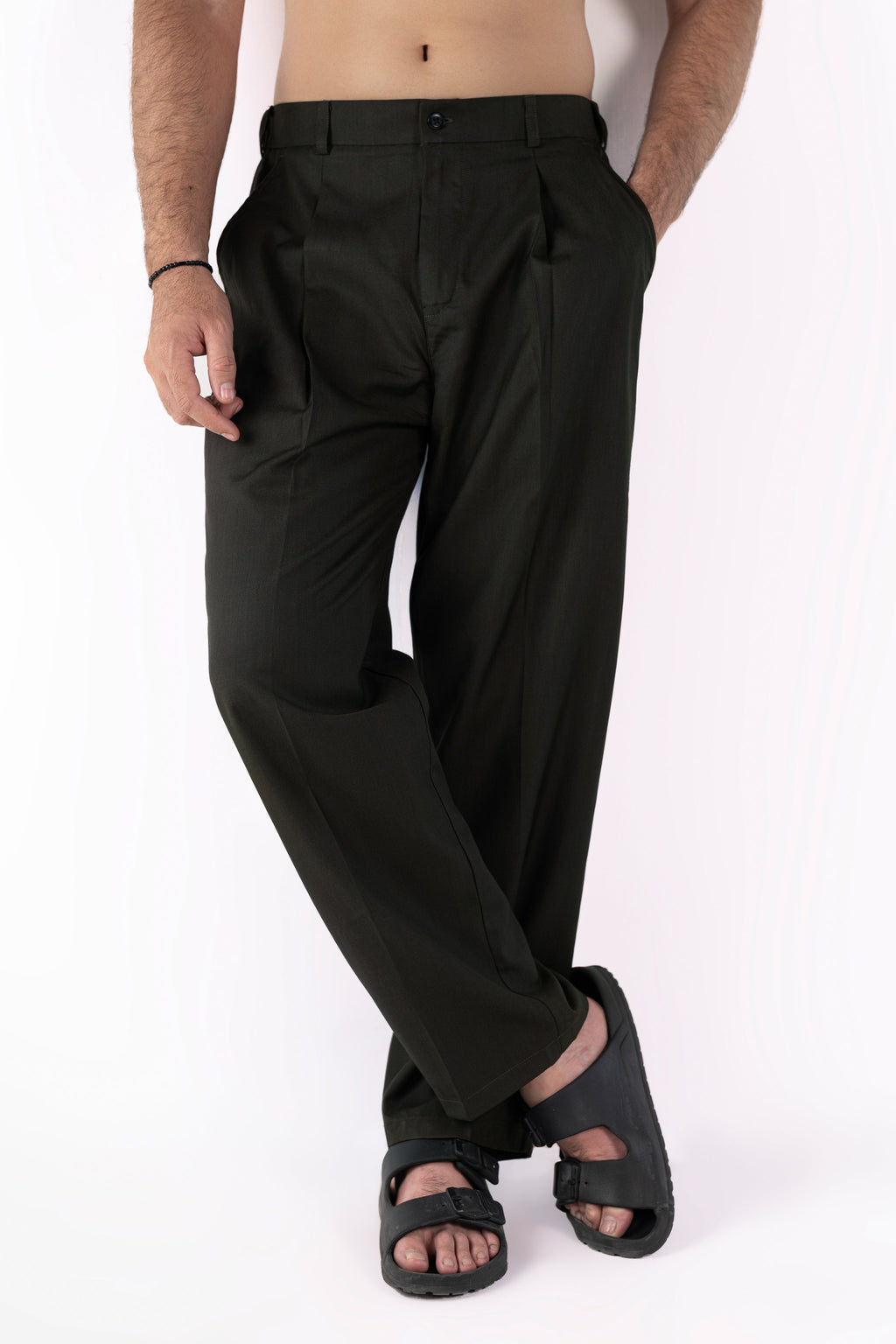 Deep Bosco Pleated Pants
