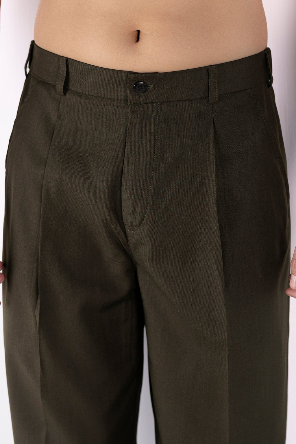 Classic Olivine Pleated Pants