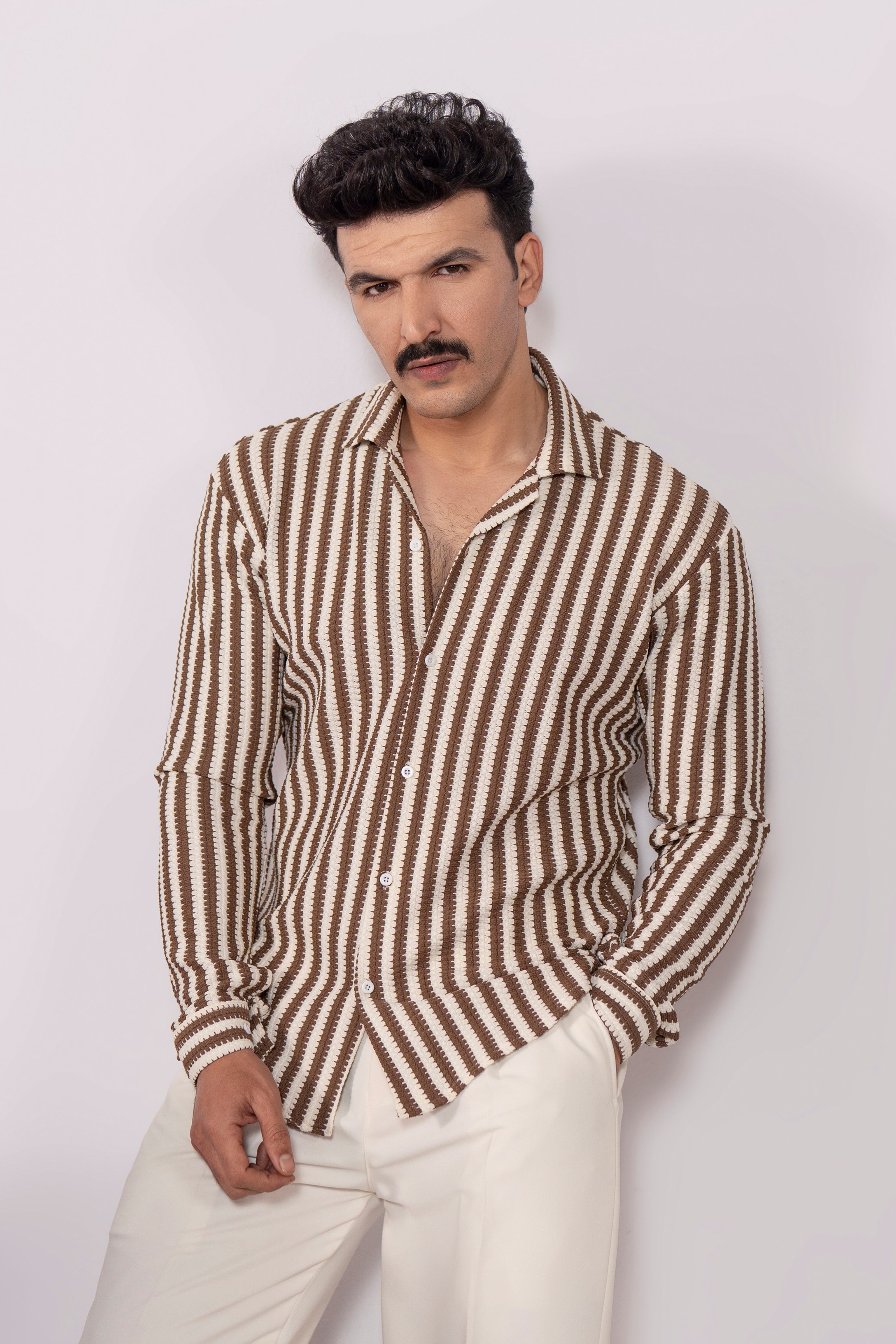 Marròn Grove Oversized Crochet Shirt