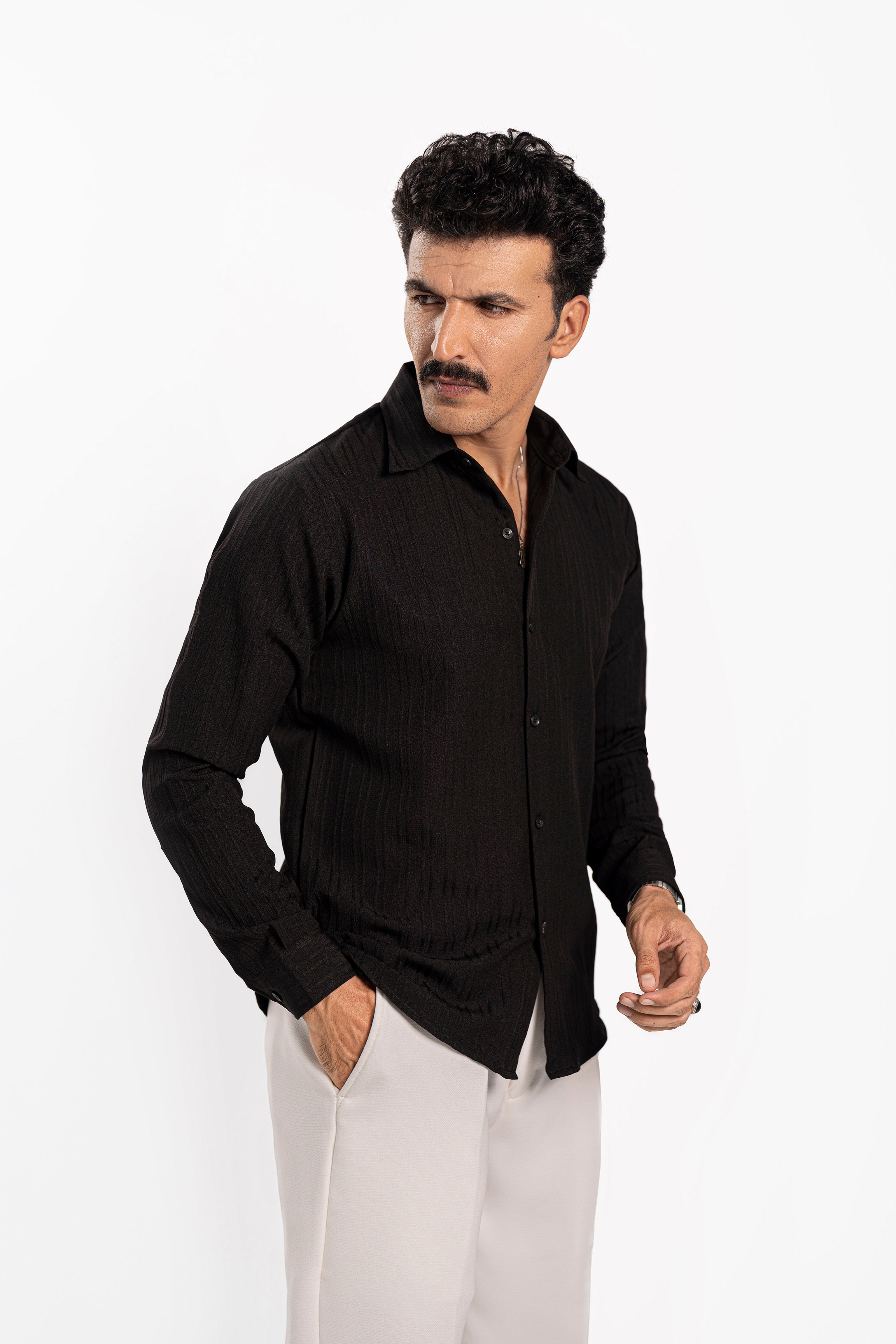 Noir Threaded Shirt - FS