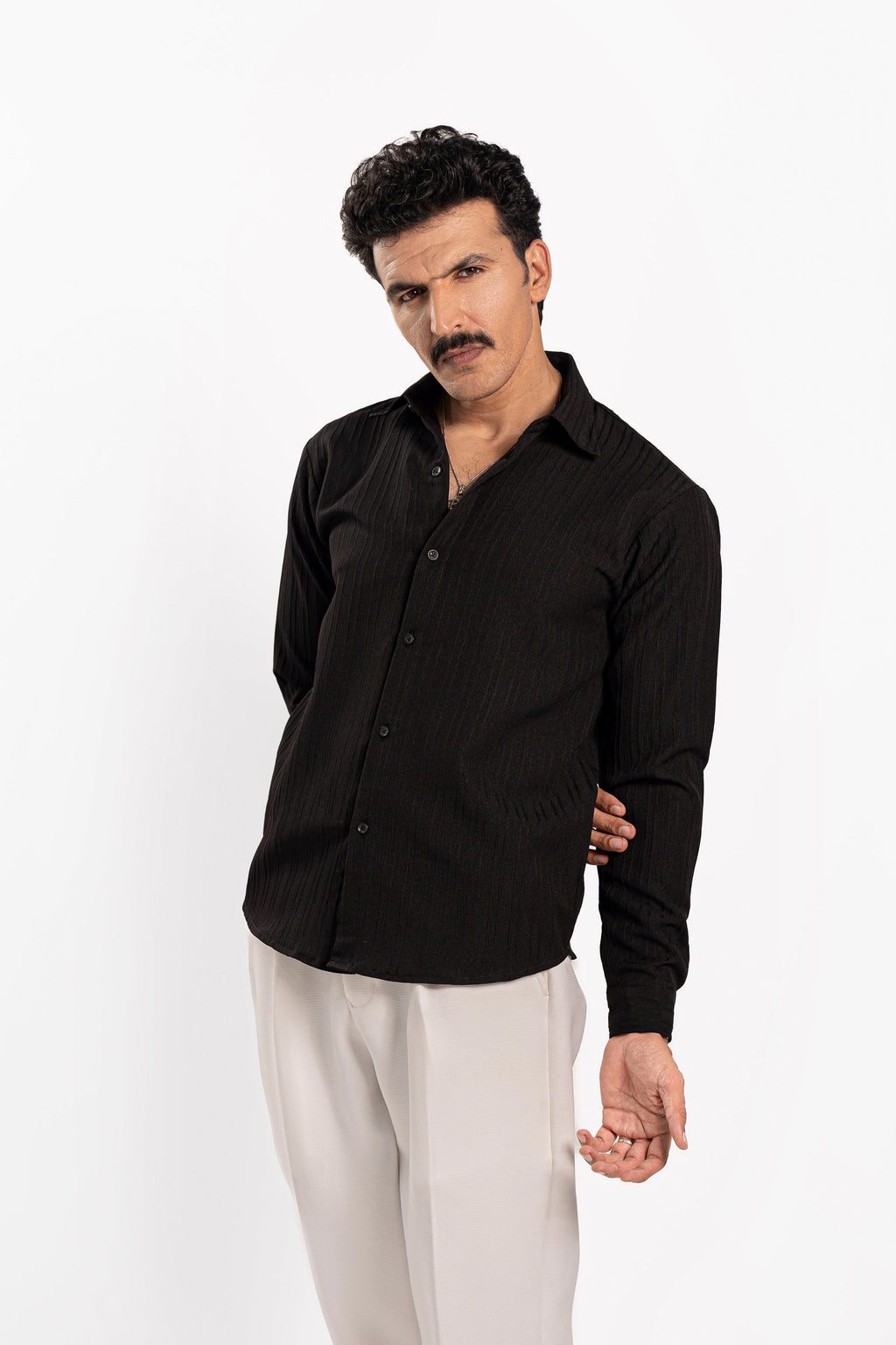 Noir Threaded Shirt - FS