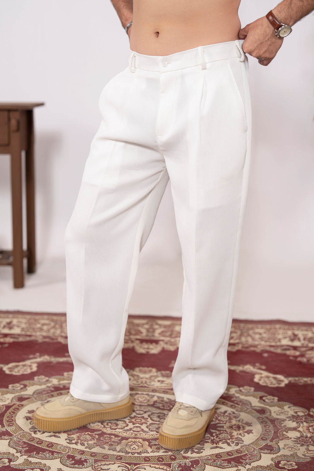 Linea Textured Pleated Pants